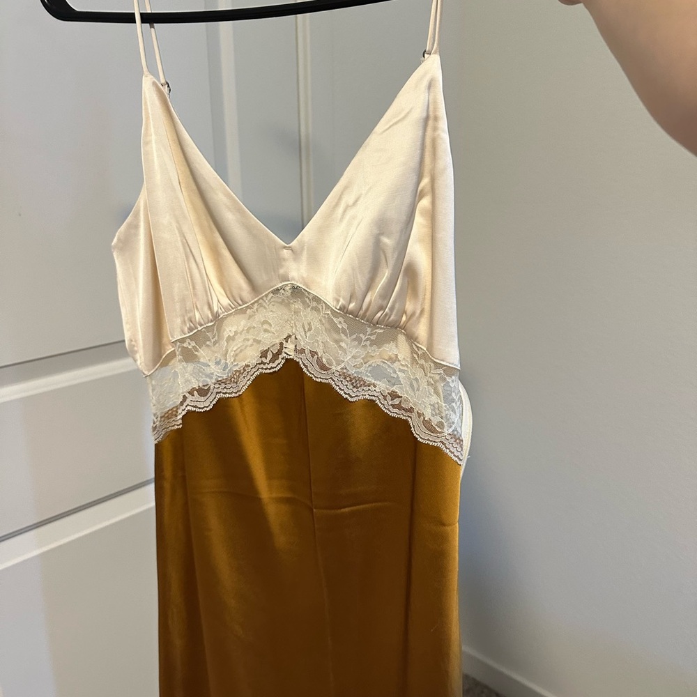 Cream & gold Abercrombie Lace Trim Slip Dress - size M - Picture 1 of 5